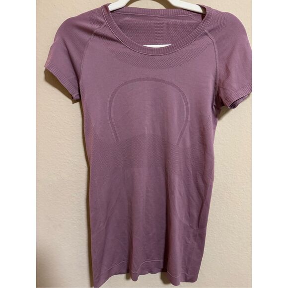 Lululemon swiftly tech short sleeve sz 8 - Picture 2 of 3